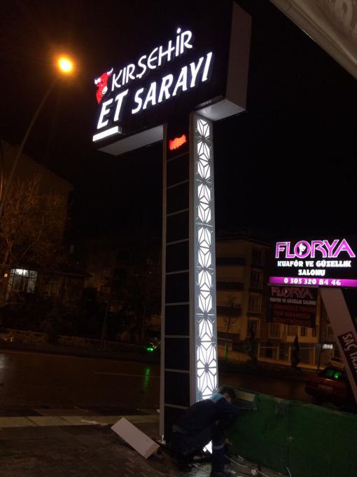  kırşehir et sarayı, totem